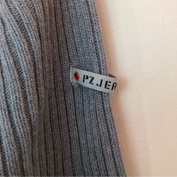 Point Zero grey ribbed long-sleeve turtleneck pullover sweater with cool detail - Picture 6 of 9